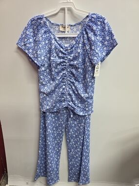 Amy Byer Blue Floral Ruched Set